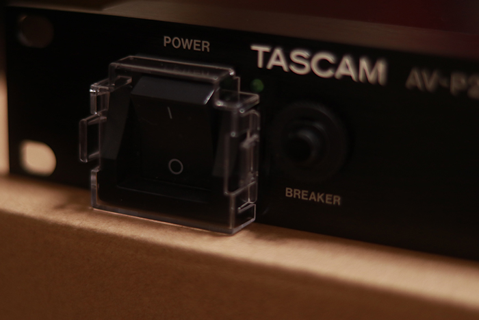 レビュー】TASCAM ( タスカム ) / AV-P250を導入しました｜パワーディストリビューターとは？ -